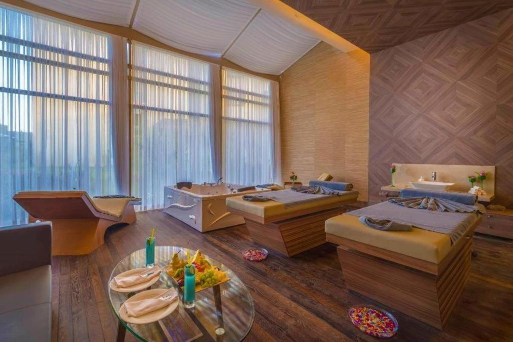 Concorde Luxury Resort & Casino & Convention & Spa Famaguszta Kültér fotó